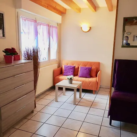 Hébergement de vacances Maisons De Charme à