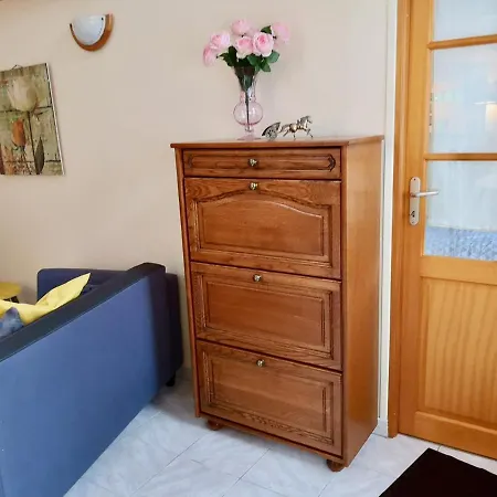 Hébergement de vacances Maisons De Charme à *