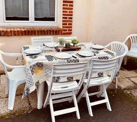 Maisons De Charme à Hébergement de vacances *